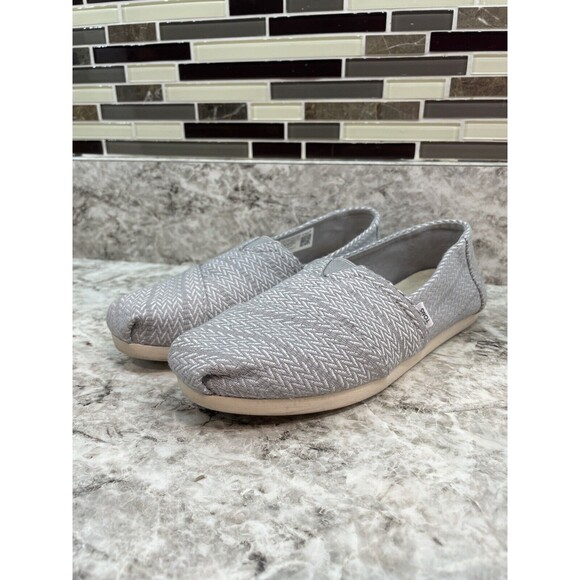 TOMS Shoes - TOMS Classic Slip On Canvas Gray Large Herringbone Size 5